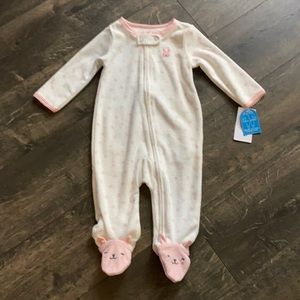 NWT baby girl sleeper Carter’s 6 month